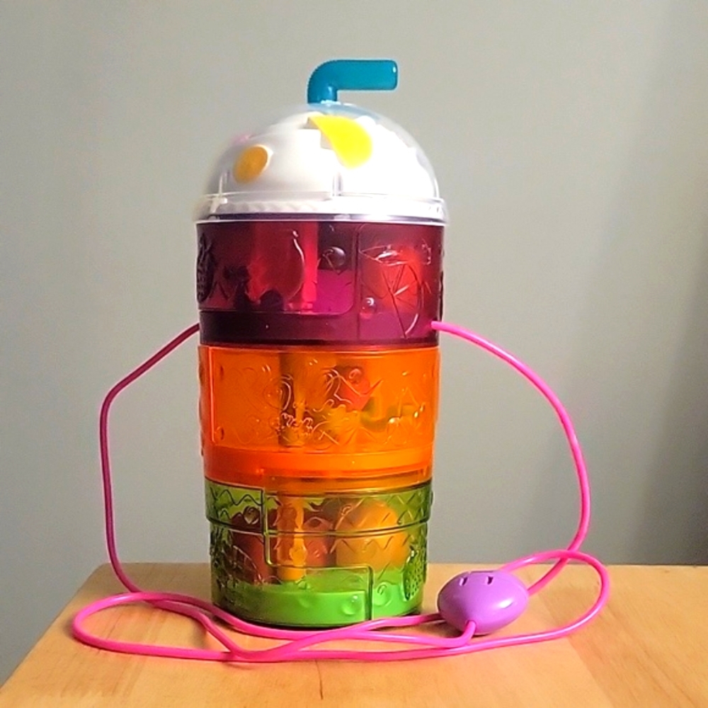 Polly PocketPolly Pocket Spin 'n Surprise Compact Playset with 2 Micro Dolls